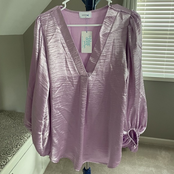 Beautiful Satin Blouse - Picture 1 of 1